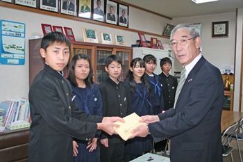 臼尻中募金